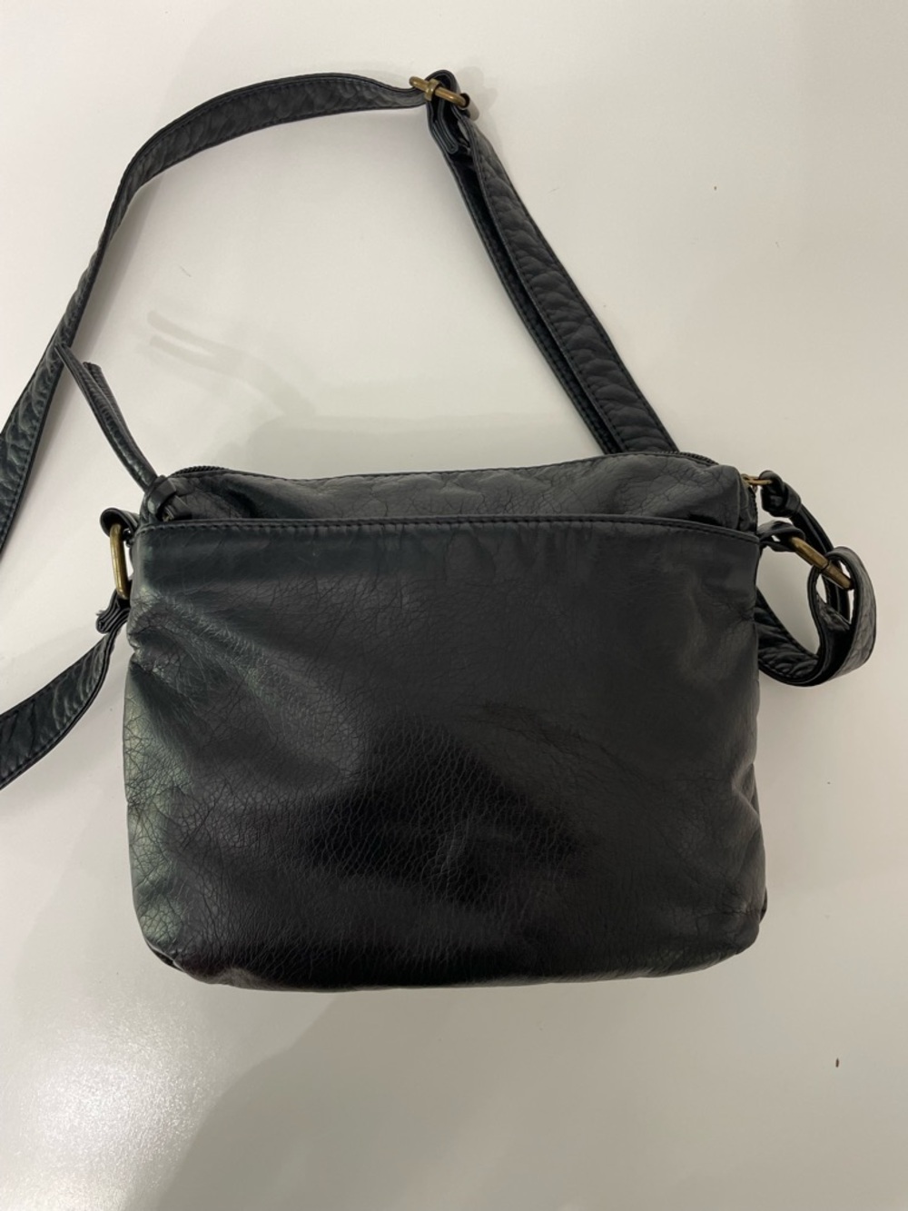 Bueno Black Leather Crossbody Purse Adjustable Strap - Picture 2 of 10